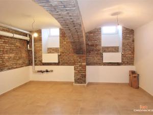 Pronájem obchodního prostoru, Brno, Lidická, 28 m2