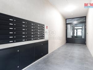 Pronájem bytu 2+kk, Pardubice - Zelené Předměstí, Smilova, 57 m2
