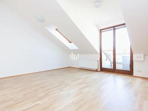 Pronájem kanceláře, Praha - Smíchov, Štefánikova, 147 m2