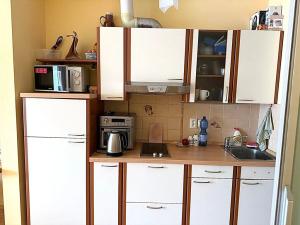 Pronájem bytu 1+kk, Praha - Holešovice, Jankovcova, 37 m2