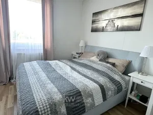 Pronájem bytu 2+kk, Praha - Strašnice, Zvěřinova, 49 m2