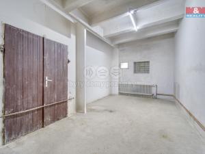 Pronájem obchodního prostoru, Borovy, 168 m2