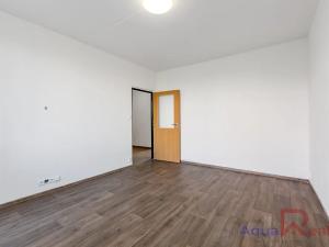 Prodej bytu 3+1, Karlovy Vary, Sibiřská, 68 m2