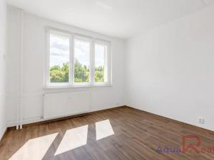 Prodej bytu 3+1, Karlovy Vary, Sibiřská, 68 m2