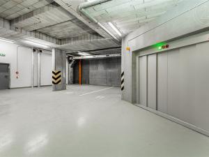 Pronájem bytu 2+kk, Praha, Plzeňská, 52 m2