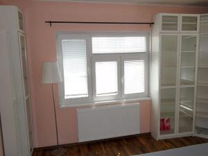 Pronájem bytu 2+kk, Praha - Žižkov, V domově, 50 m2