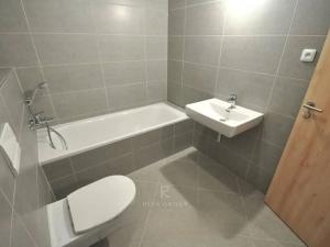 Prodej bytu 2+kk, Praha - Dolní Měcholupy, Kardausova, 91 m2