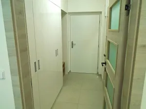 Pronájem bytu 1+kk, Zlín, Kúty, 36 m2
