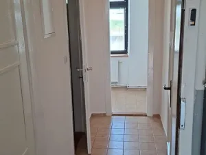 Pronájem bytu 2+1, Staré Město, Nádražní, 55 m2