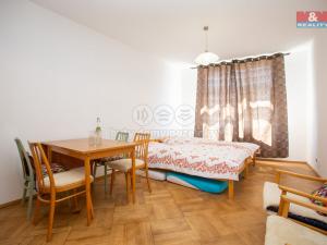 Pronájem bytu 1+kk, Počátky, Štítného nám., 28 m2