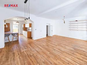 Pronájem bytu 3+kk, Praha - Žižkov, Vlkova, 146 m2