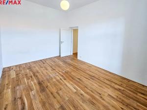 Pronájem bytu 3+kk, Praha - Žižkov, Vlkova, 146 m2