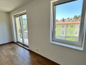 Pronájem bytu 1+kk, Děčín, Na Slatinách, 35 m2