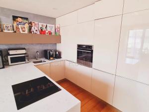 Pronájem bytu 3+kk, Praha - Dolní Chabry, K Beranovu, 91 m2