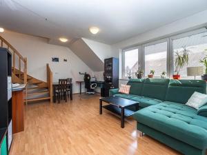 Pronájem bytu 3+kk, Praha - Dubeč, Netlucká, 75 m2