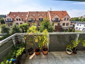 Pronájem bytu 3+kk, Praha - Dubeč, Netlucká, 75 m2