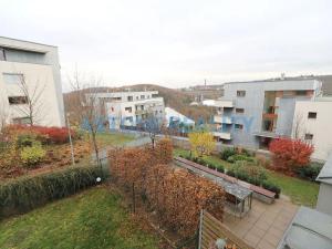Pronájem bytu 2+kk, Praha - Smíchov, Štorkánova, 56 m2
