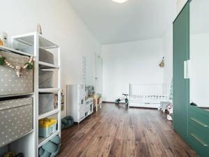 Prodej bytu 3+kk, Praha, Mezitraťová, 65 m2