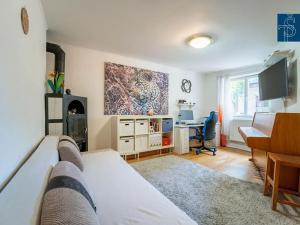 Prodej vícegeneračního domu, Praha - Hostavice, Kaňovská, 210 m2