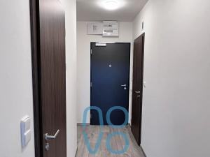 Pronájem bytu 1+kk, Praha - Vysočany, Pod Harfou, 41 m2