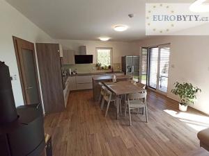 Pronájem rodinného domu, Vyžlovka, U Pískovny, 142 m2