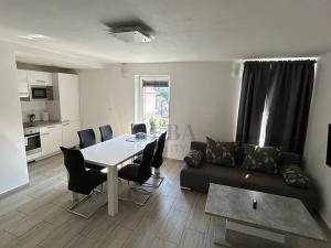 Prodej ubytování, Karlovy Vary, 660 m2