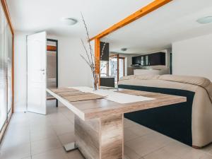 Prodej rodinného domu, Babice, Starobabická, 200 m2
