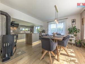 Prodej rodinného domu, Jindřichovice pod Smrkem, 205 m2