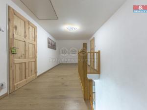 Prodej rodinného domu, Jindřichovice pod Smrkem, 205 m2