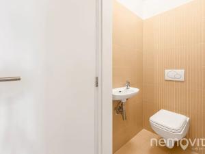 Prodej bytu 2+kk, Praha - Strašnice, Černokostelecká, 58 m2