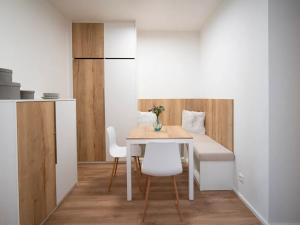 Pronájem bytu 2+1, Praha - Hlubočepy, Vítové, 46 m2