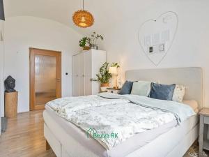 Prodej bytu 2+kk, Praha - Smíchov, Švédská, 55 m2
