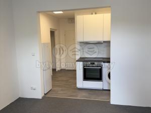 Pronájem bytu 1+kk, Zlín, Bratří Jaroňků, 28 m2