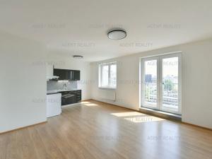 Pronájem bytu 1+kk, Praha - Holešovice, V závětří, 41 m2