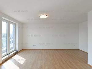Pronájem bytu 1+kk, Praha - Holešovice, V závětří, 41 m2
