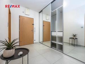 Prodej bytu 2+kk, Praha - Stodůlky, Svitákova, 54 m2