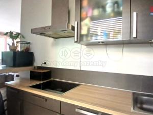 Pronájem bytu 2+kk, Praha - Krč, Hornokrčská, 54 m2