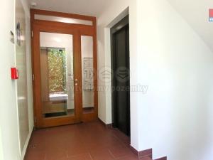 Pronájem bytu 2+kk, Praha - Krč, Hornokrčská, 54 m2