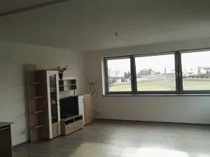 Pronájem bytu 2+kk, Liberec, U Koupaliště, 69 m2