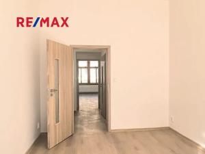 Pronájem bytu 3+kk, Praha - Vinohrady, Bělehradská, 74 m2