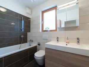 Prodej bytu 3+kk, Praha - Modřany, Rorýsová, 92 m2