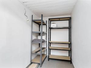 Pronájem bytu 2+kk, Praha - Libeň, Lihovarská, 71 m2