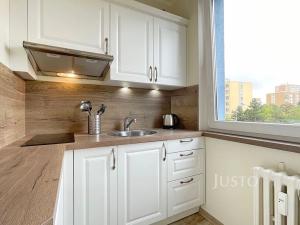 Pronájem bytu 1+kk, Praha - Háje, Květnového vítězství, 31 m2