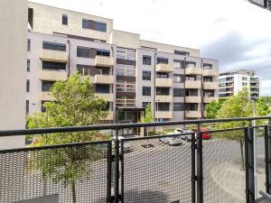 Pronájem bytu 2+kk, Praha - Malešice, Univerzitní, 63 m2