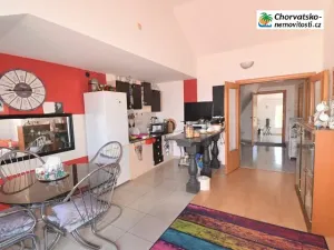 Prodej bytu 2+kk, Novi Vinodolski, Chorvatsko, 126 m2