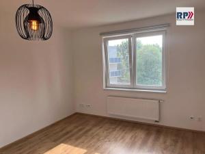 Pronájem bytu 2+kk, Praha - Vinoř, Českodubská, 54 m2
