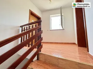 Prodej bytu 2+kk, Novalja, Chorvatsko, 104 m2