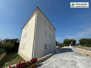 Prodej bytu 2+kk, Novalja, Chorvatsko, 104 m2