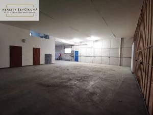 Pronájem obchodního prostoru, Hradec Králové, Vlčkovická, 700 m2