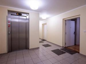 Prodej bytu 2+kk, Praha - Kyje, Pelušková, 42 m2